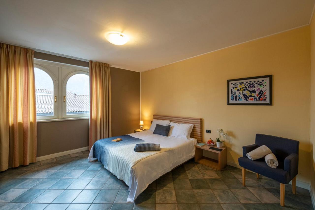 Aquazzurra Resort & Aparthotel كانوبيو المظهر الخارجي الصورة